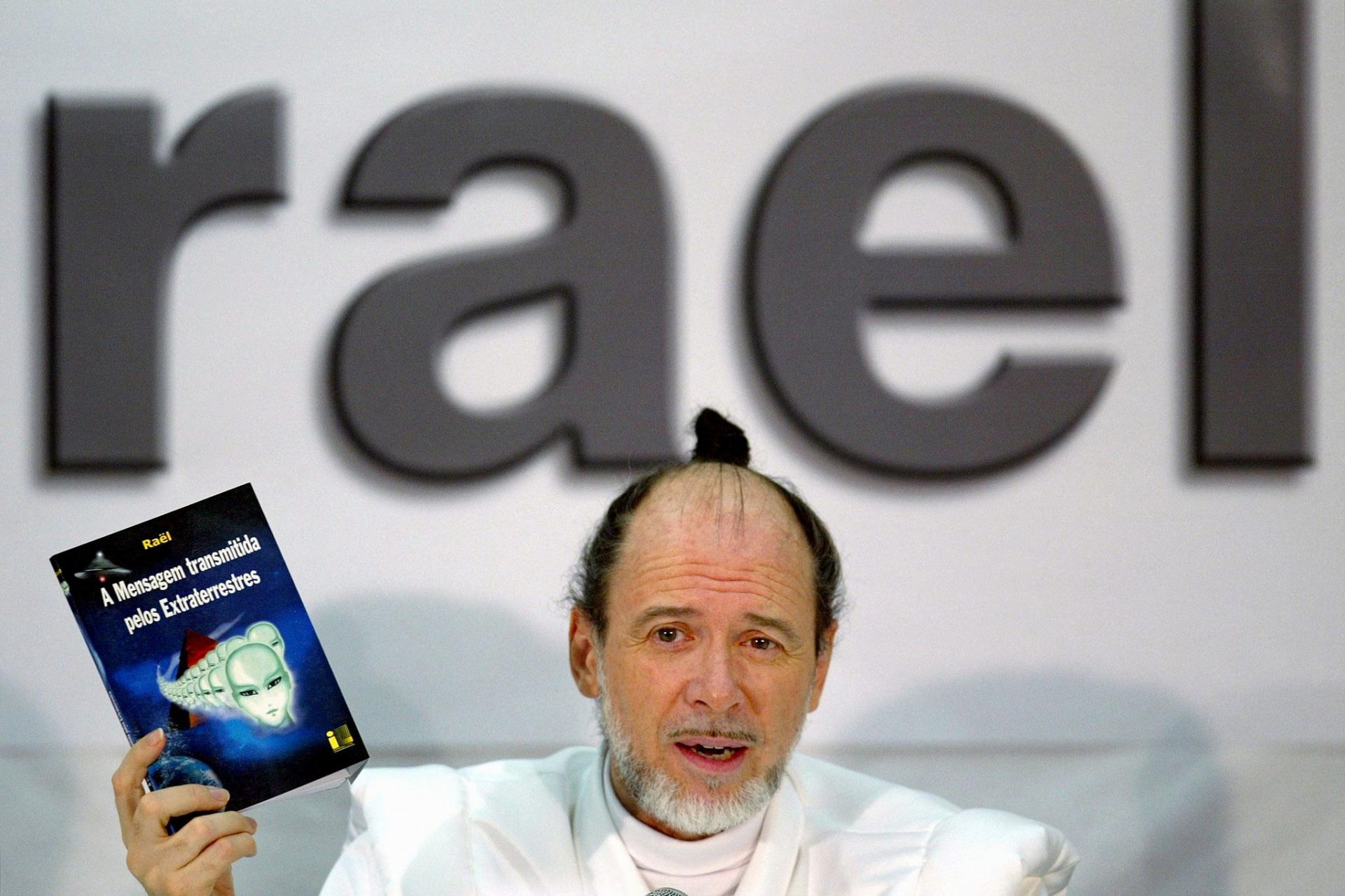 Claude Vorilhon as Ambassador of the Elohim