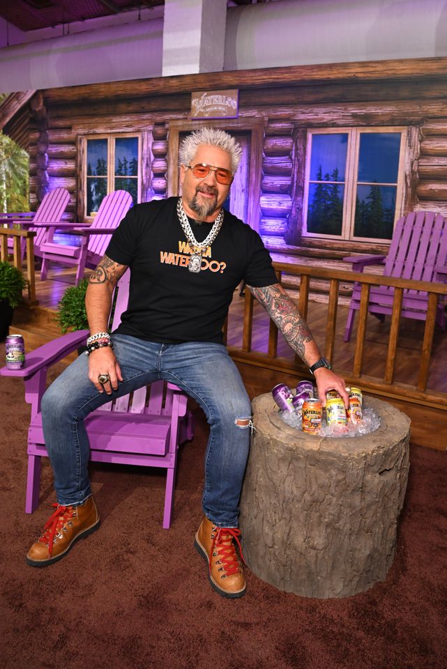 Guy Fieri looks unrecognizable after ditching signature bleach blonde ...