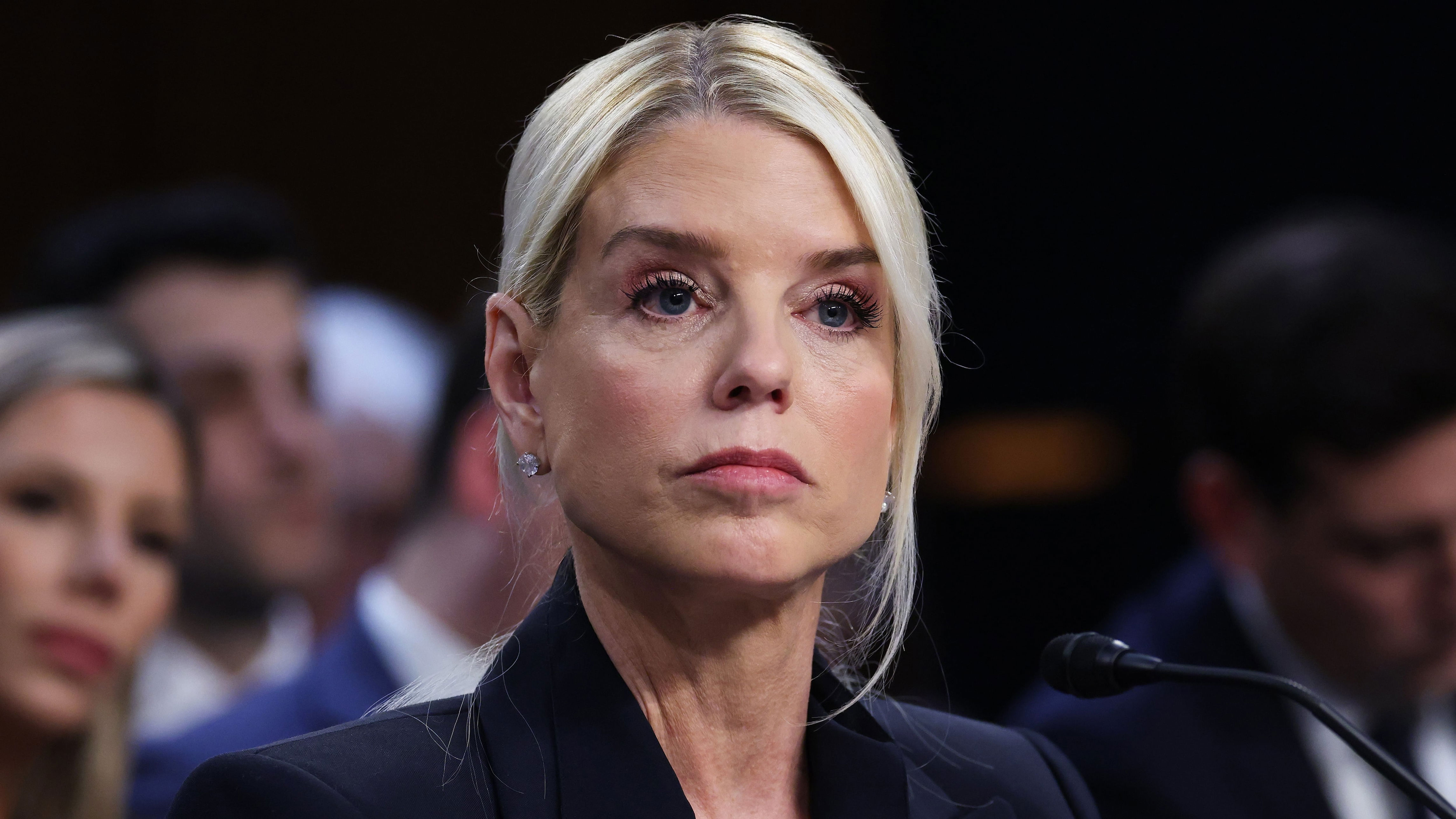 Bondi faces Epstein backlash over Don Lemon arrest