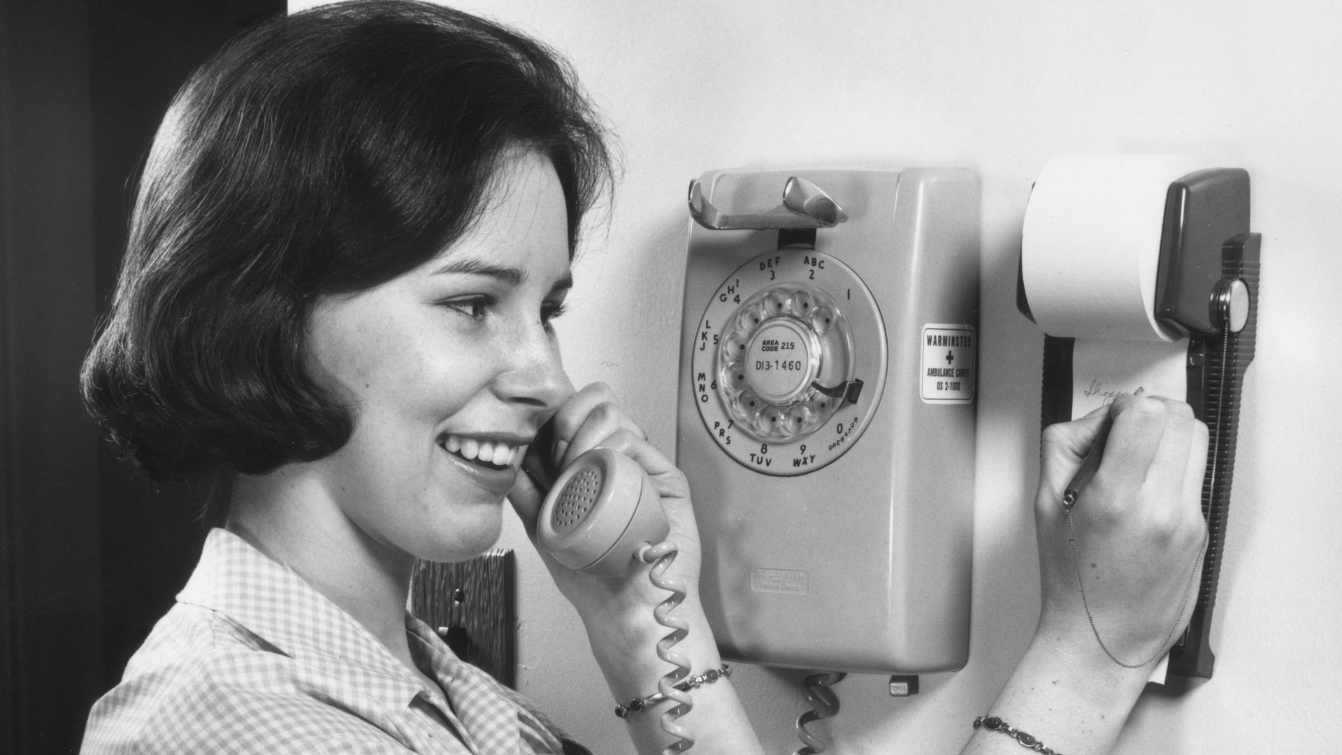 10 household items only children from the 60s will remember