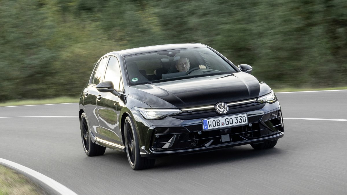 volkswagen-golf-r-black-edition
