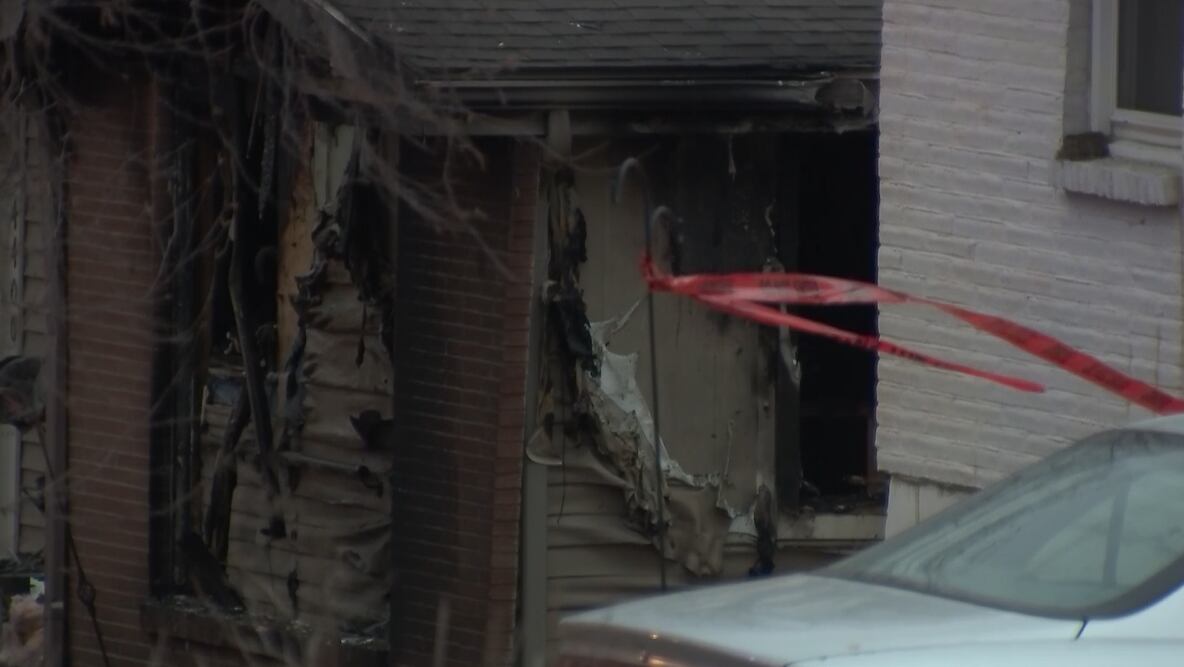1 woman dead, another critically injured for smoke inhalation in house fire
