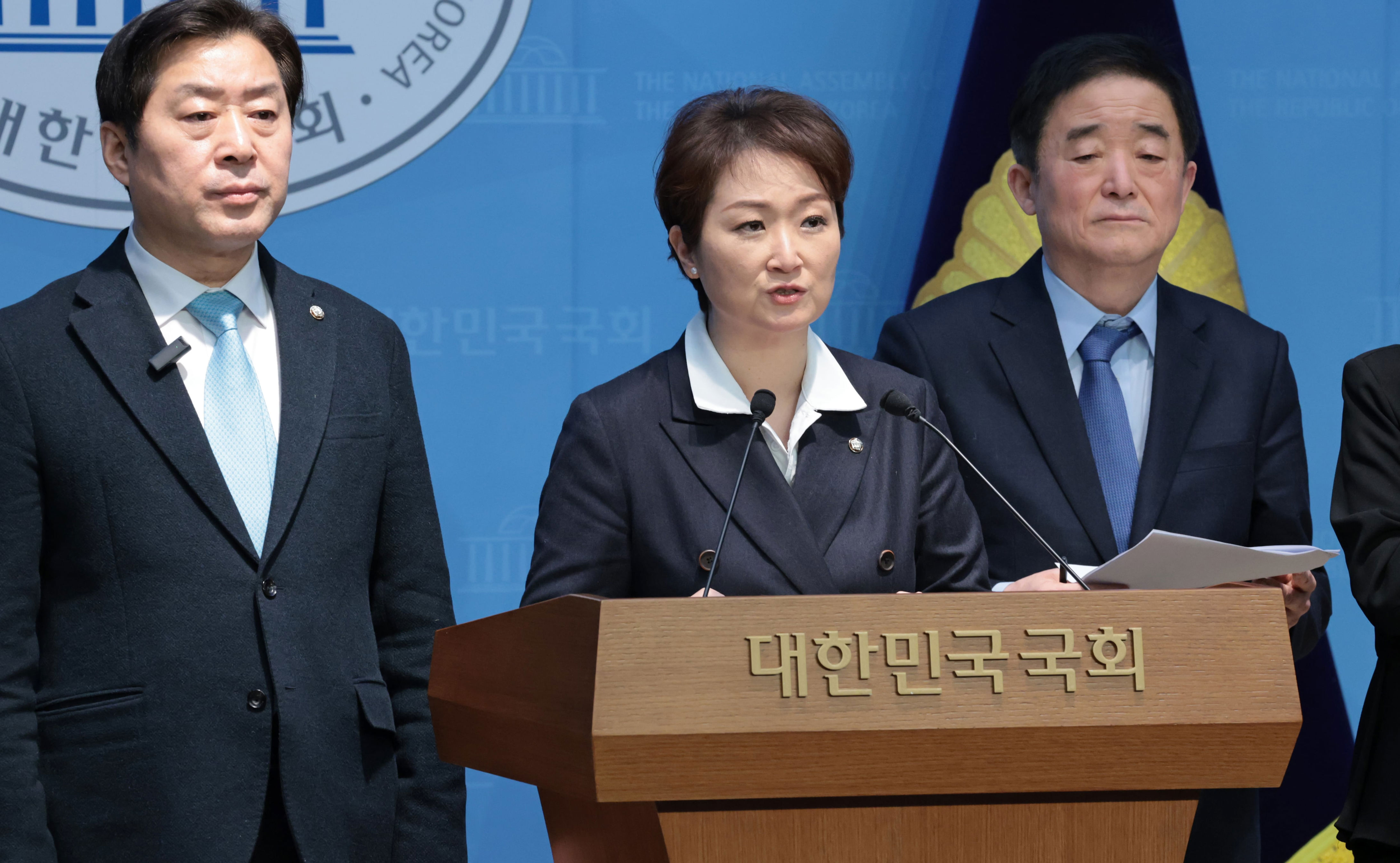 Democratic Party leader Jung Chung-rae faces backlash over unilateral ...