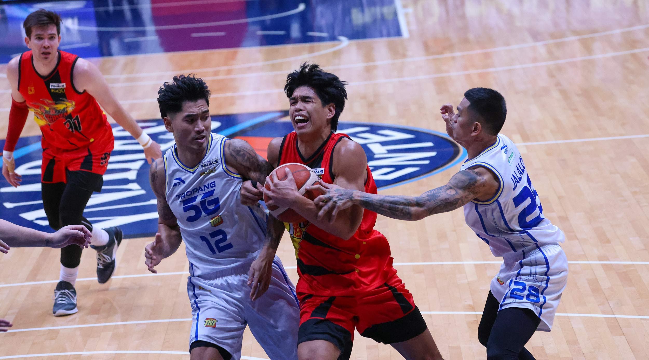 PBA: San Miguel gets back at TNT, equalizes finals series