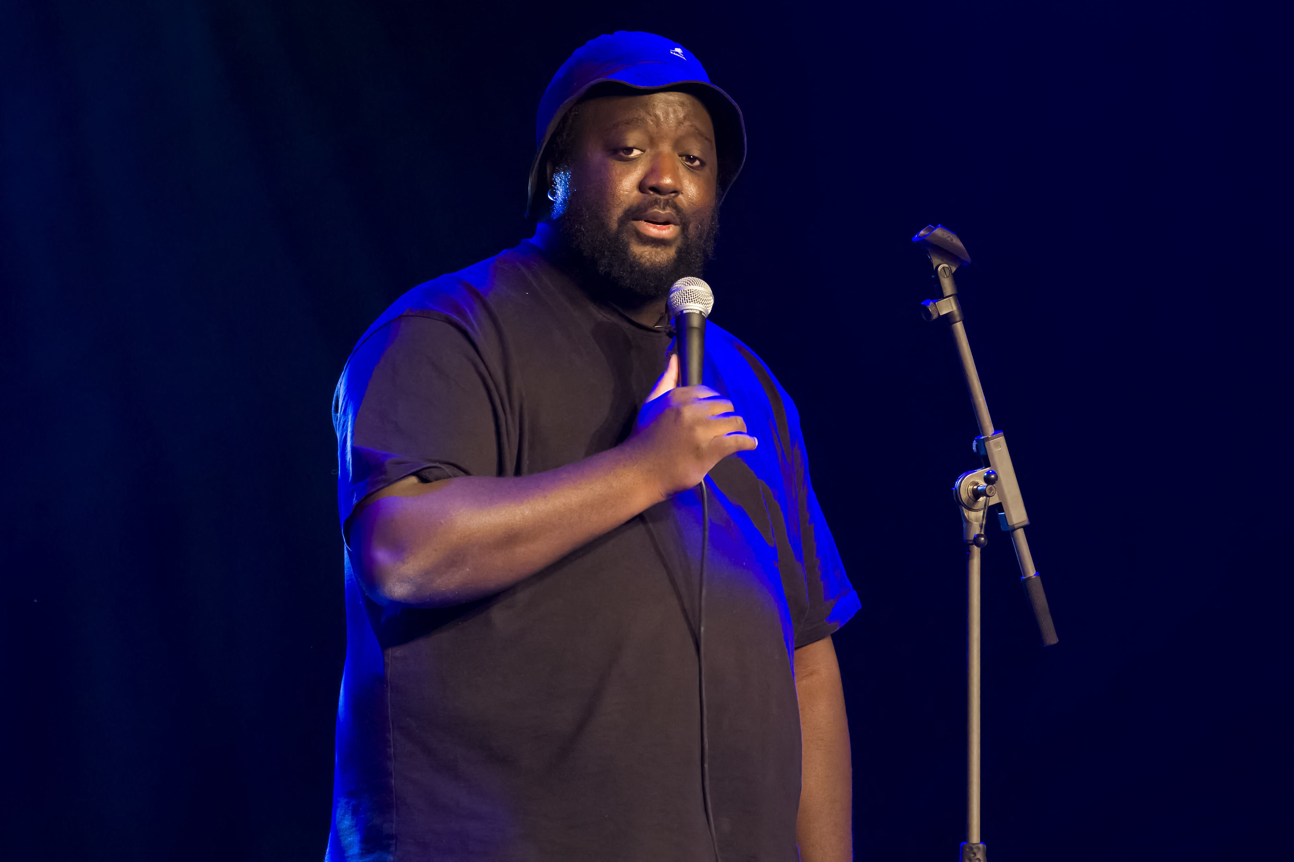 #MeTooStandUp : l’humoriste Djimo a été mis en examen pour viol