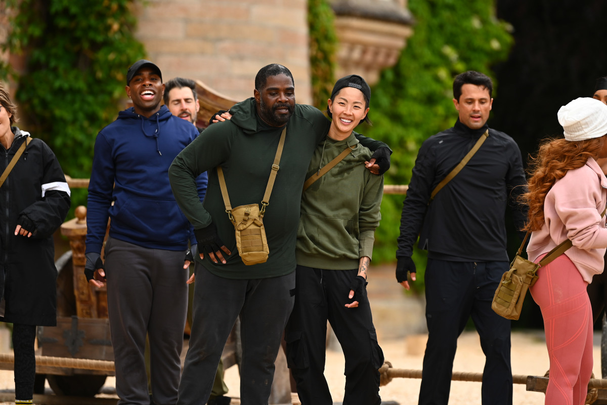 Ron Funches receives support from 'The Traitors' cast amid autism ...