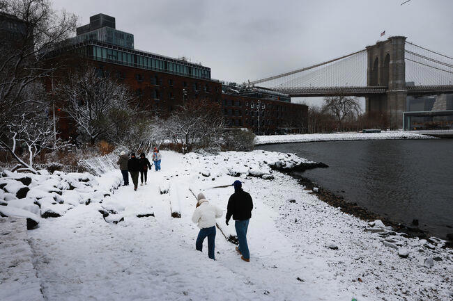 Massive winter storm to dump up to 18 inches of snow on NYC region