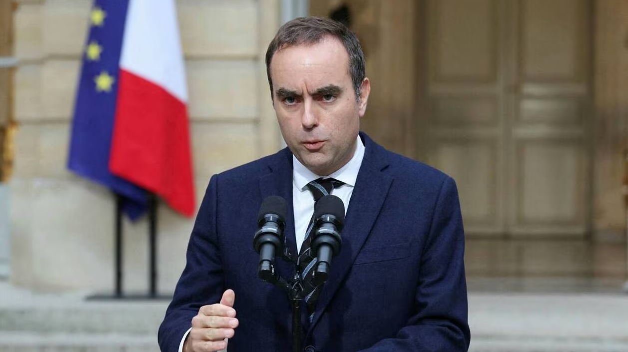 « Il devra se retirer » : ce détail sur ce ministre à 8,5 millions d ...