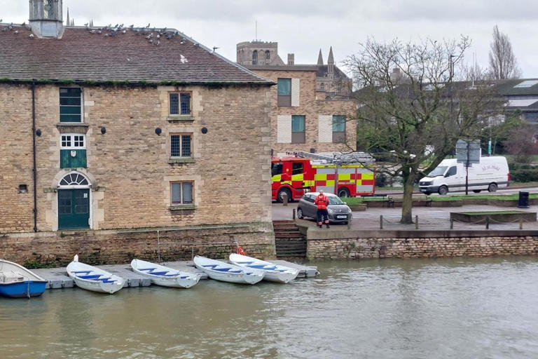 Rescue crews searching for man believed to have fallen into River Nene ...