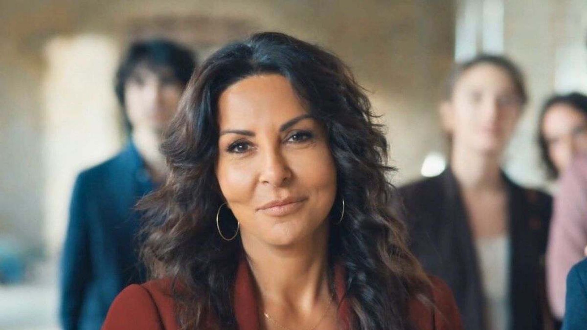 Dove rivedere tutte le puntate di A testa alta, la fiction con Sabrina ...