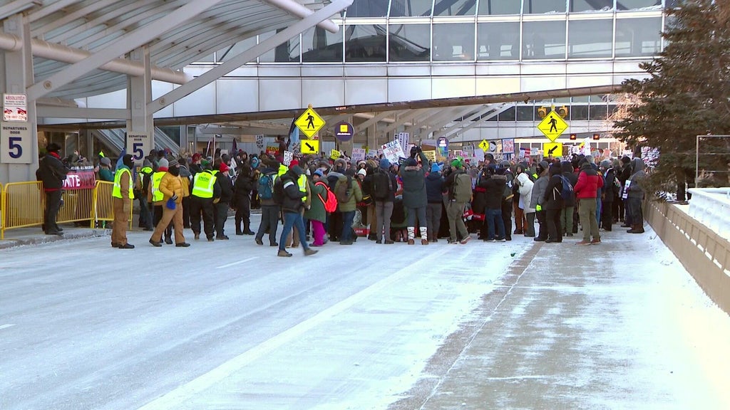 Clergy members arrested at MSP while protesting ICE in Minneapolis