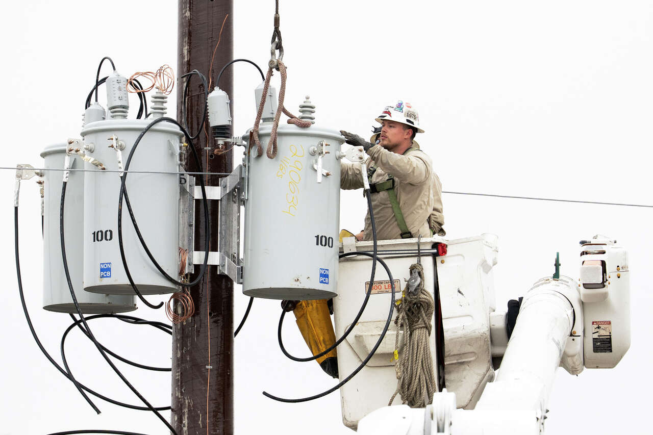 CenterPoint, Entergy report few outages after overnight storms sweep ...