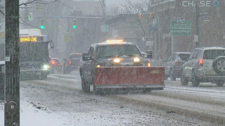 New York braces for winter storm and extreme cold, prompting state of ...