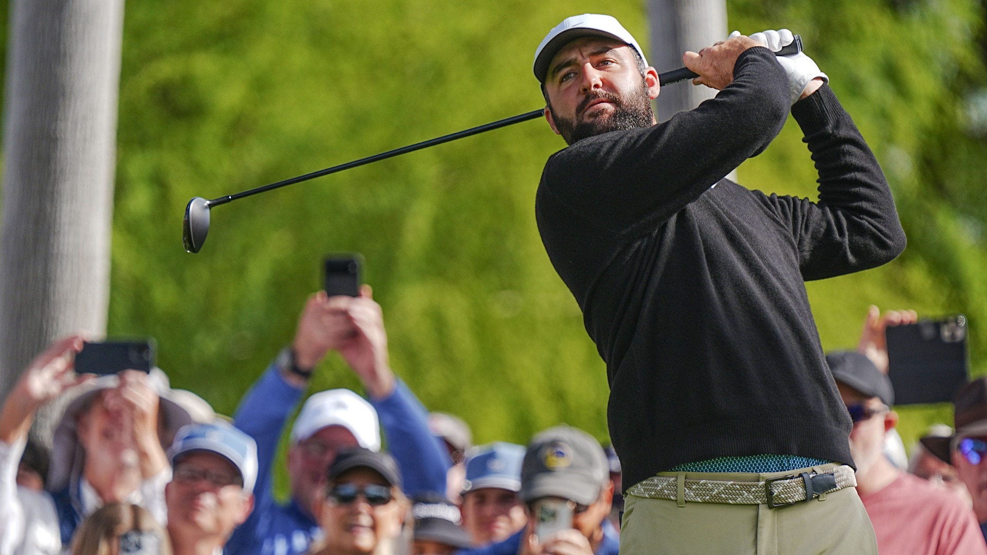 American Express golf update: Leaders & Scheffler's start