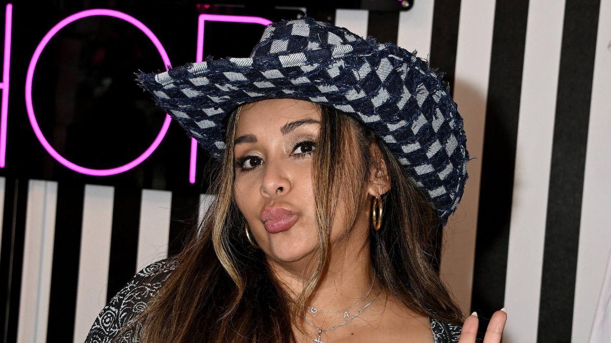 Stressed Nicole 'Snooki' Polizzi breaks down as she reveals shocking