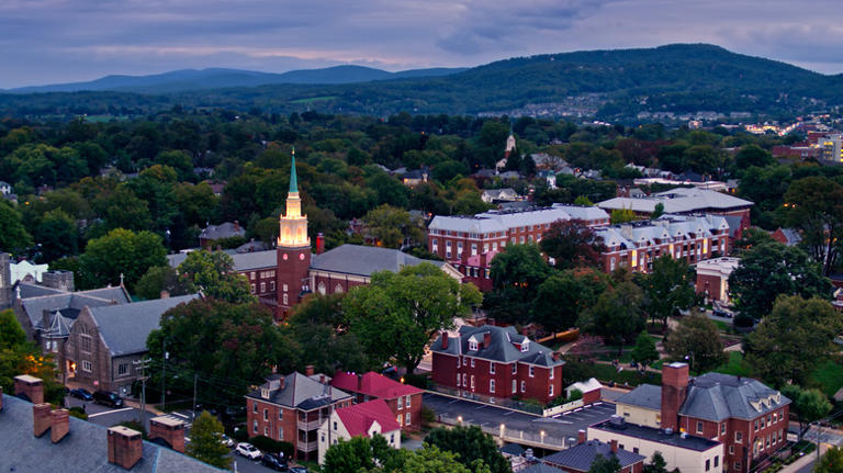 The 5 coolest college towns to visit in Virginia