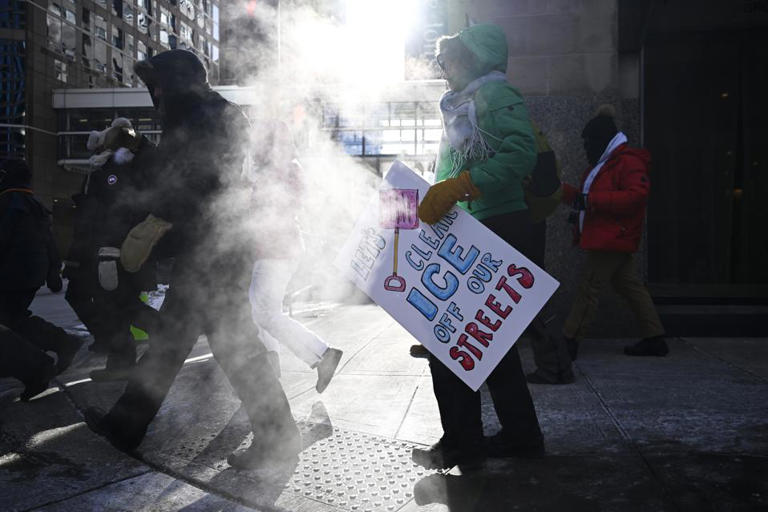 Thousands protest against ICE in Minneapolis amid sub-zero temperatures ...