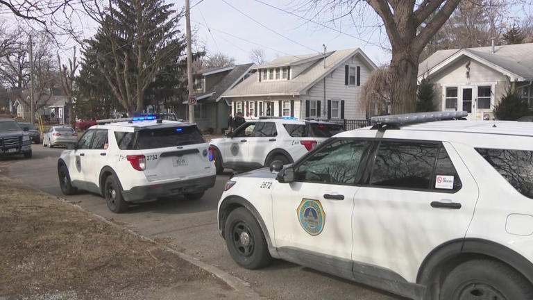 Des Moines police investigating reported shooting in Oak Park neighborhood