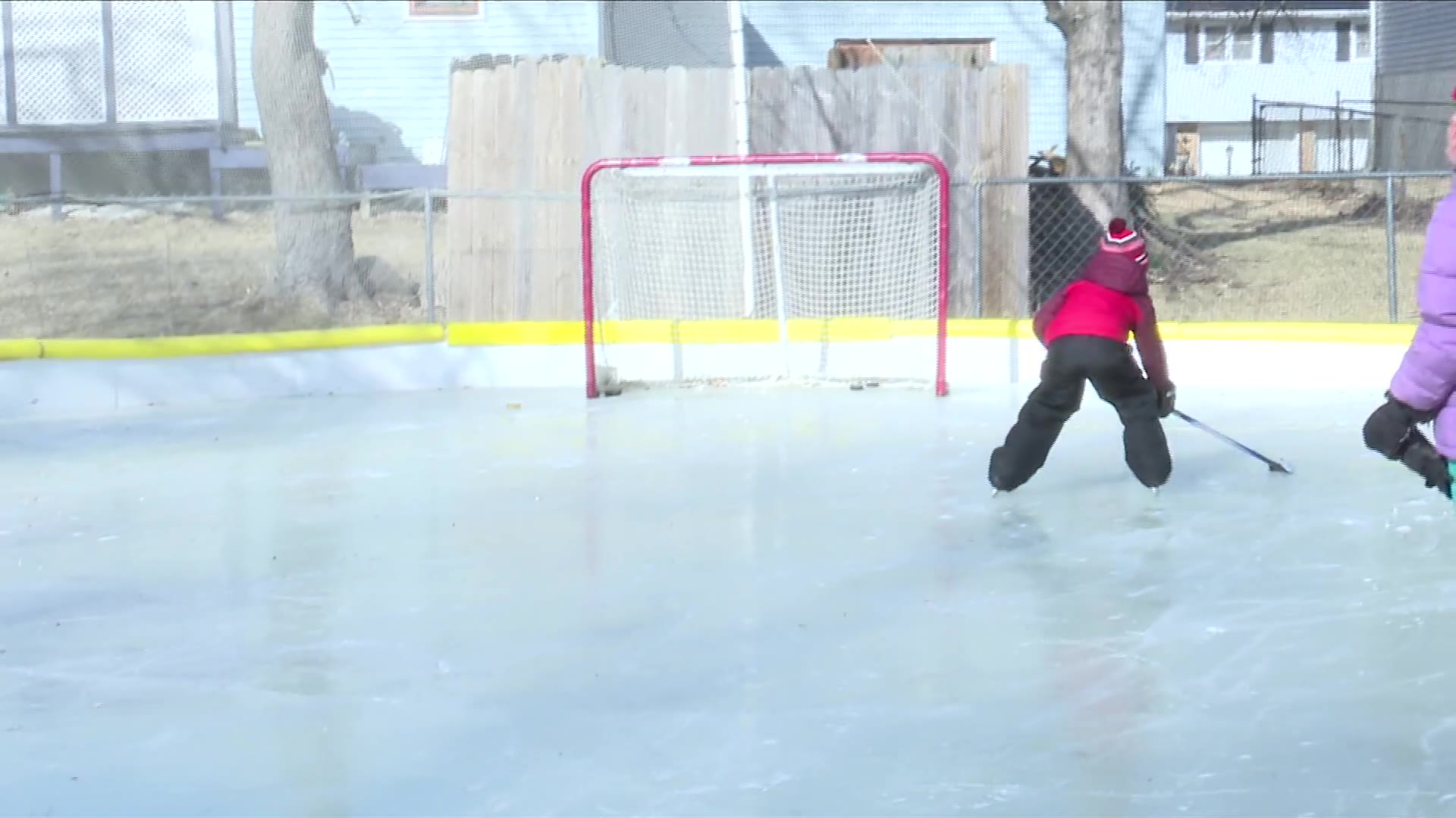 Peoria families create backyard ice rinks for cold-weather fun