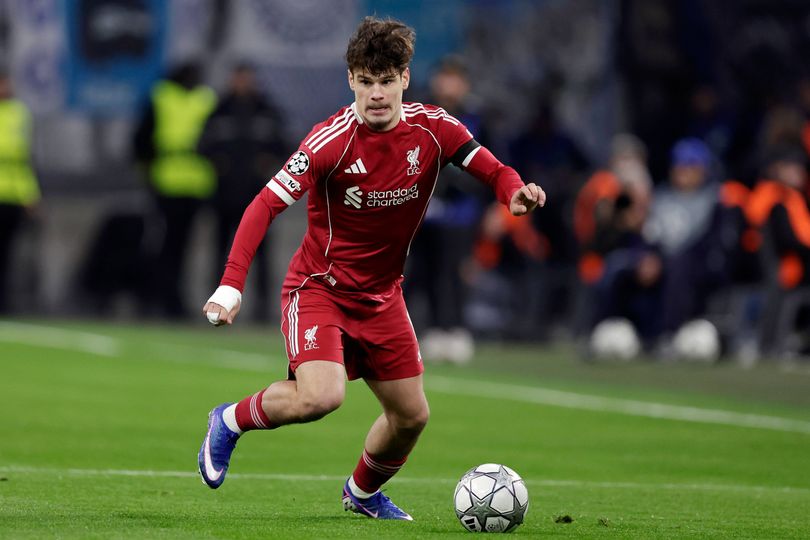 MARSEILLE, FRANCE - JANUARY 21: Milos Kerkez of Liverpool FC during the UEFA Champions League match between Olympique Marseille v Liverpool at the Stade Vélodrome on January 21, 2026 in Marseille France (Photo by Eric Verhoeven/Soccrates/Getty Images)