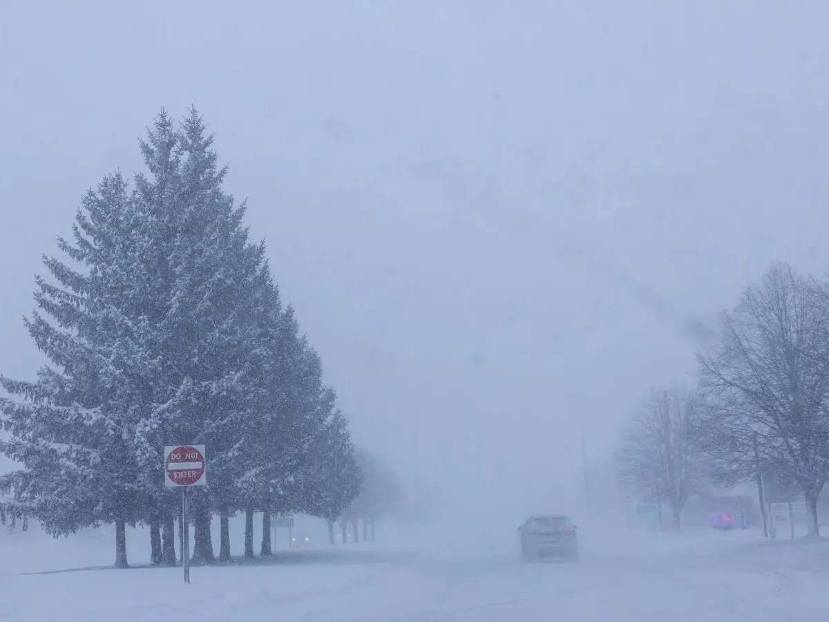 Over 8,000 flights canceled as major winter storm bears down across ...