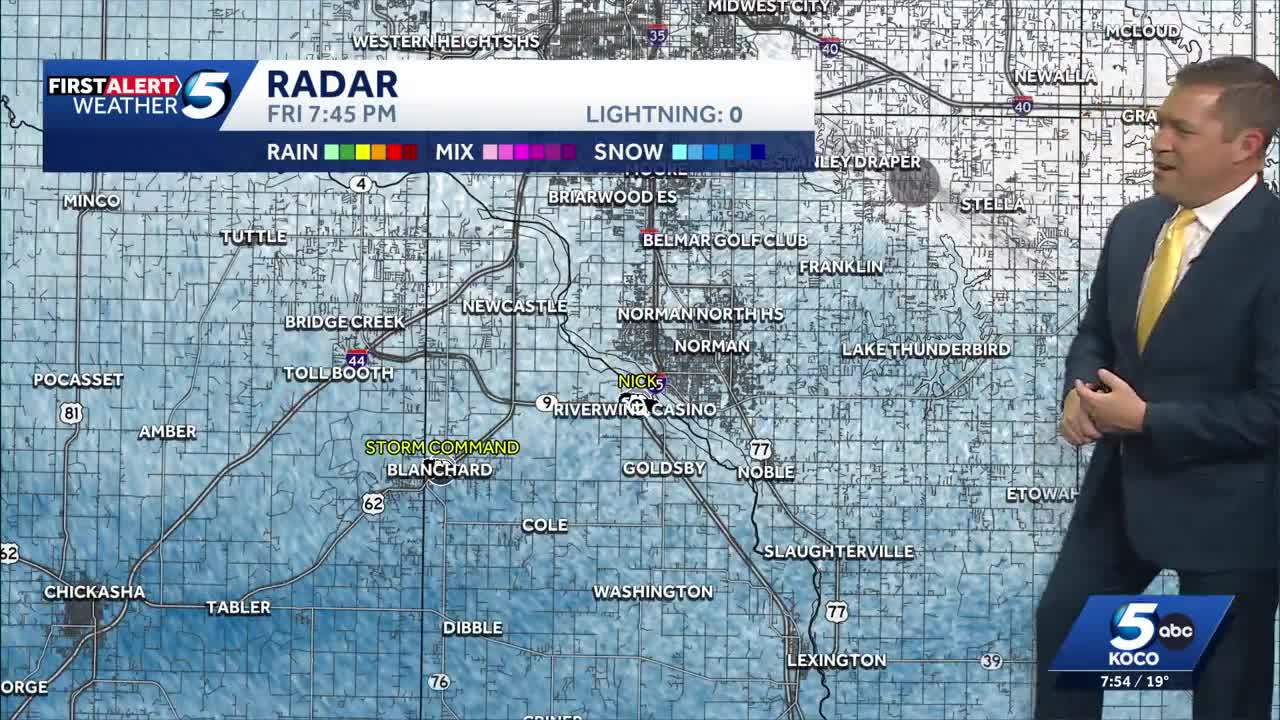 Oklahoma winter storm update: Snow plows begin clearing roads in Norman