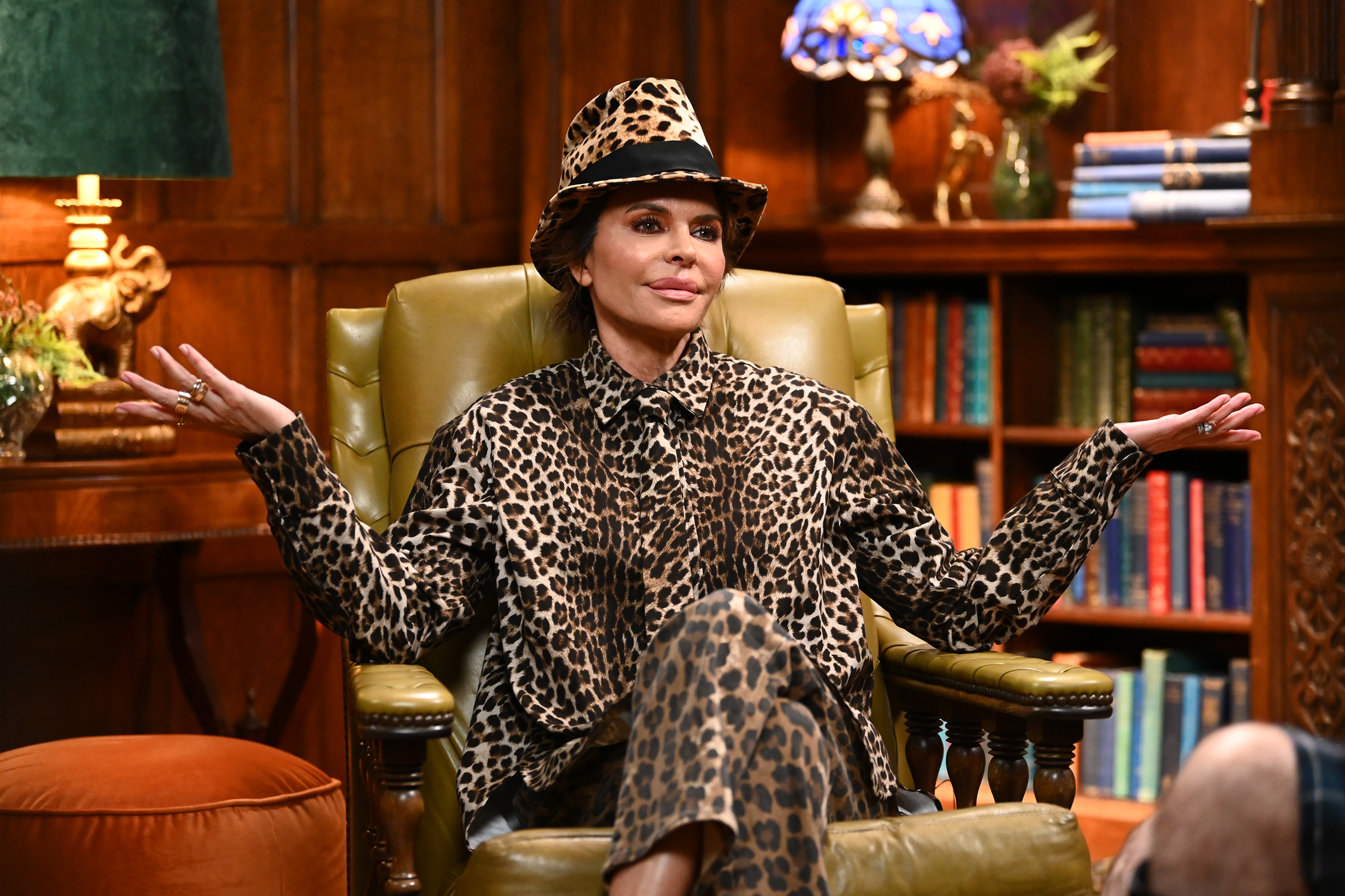 Lisa Rinna calls 'Traitors' rival Colton Underwood a 'stalker' after ...