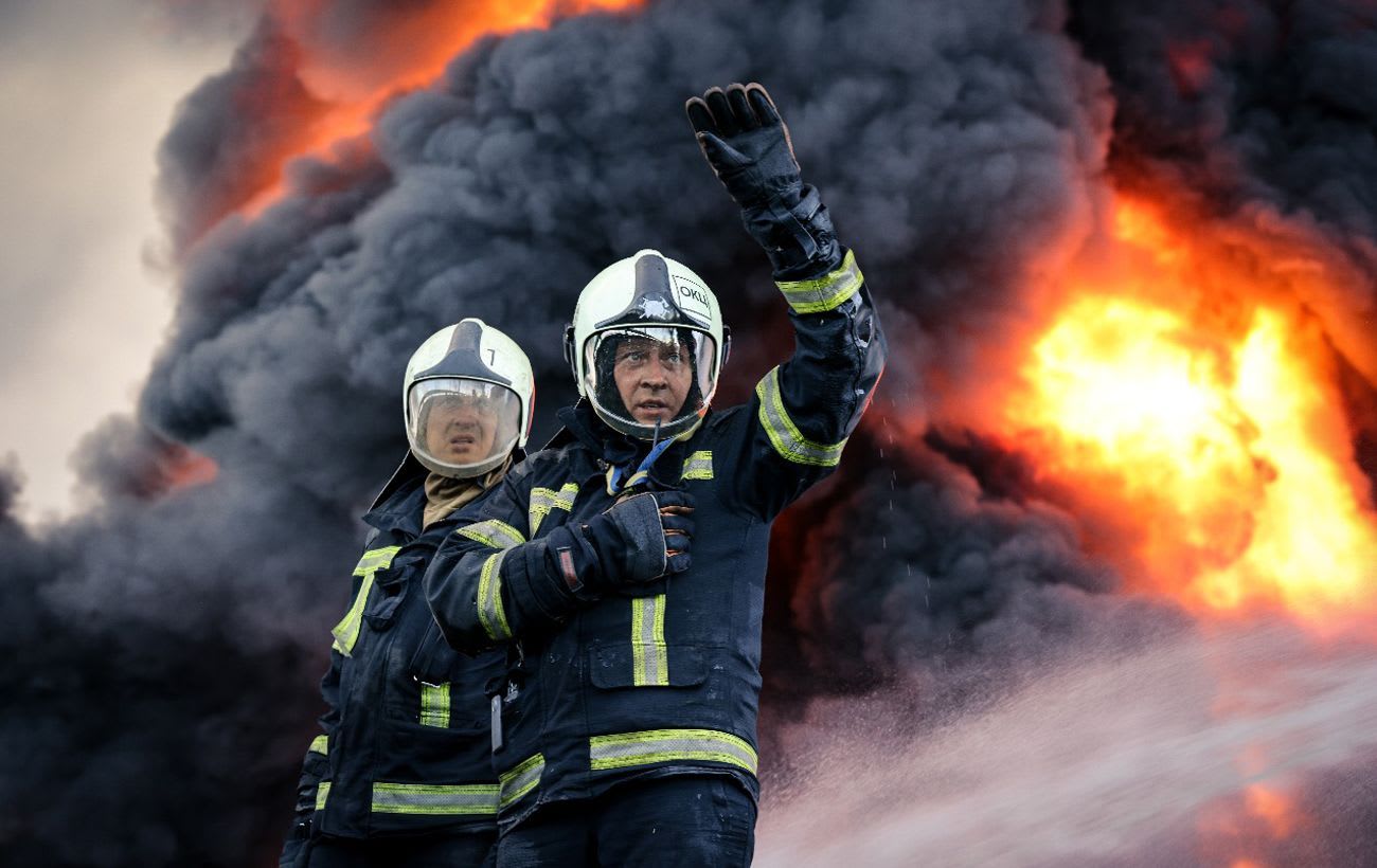 Kyiv hit by multiple attacks: Hits reported, medics and rescue teams ...