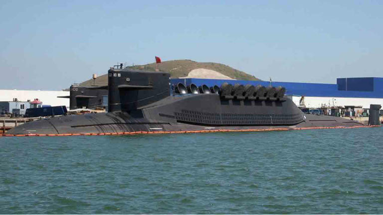 Kapal selam nuklir Tipe 094 China. Foto: Wikimedia