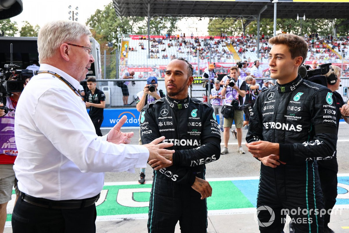 Brawn wil Hamilton nog niet afschrijven en legt bal bij Ferrari