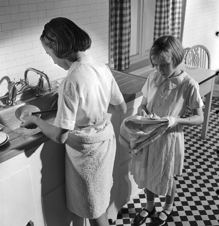 7-chores-and-errands-you-ll-probably-remember-doing-if-you-grew-up-in
