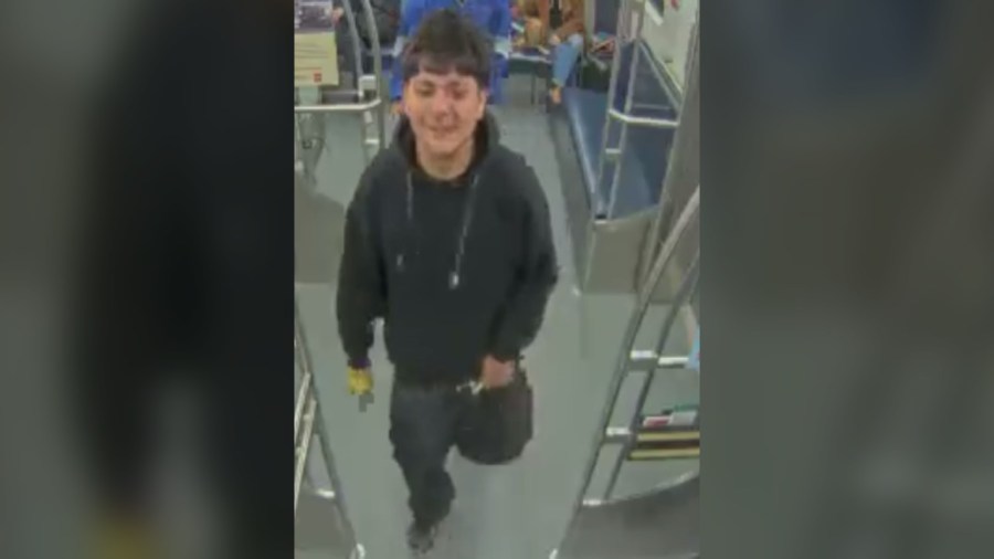 Denver police looking for A-line robbery suspects