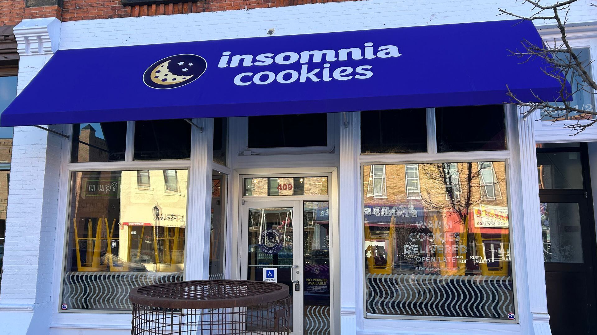 Insomnia Cookies holding grand opening event at new Eau Claire location