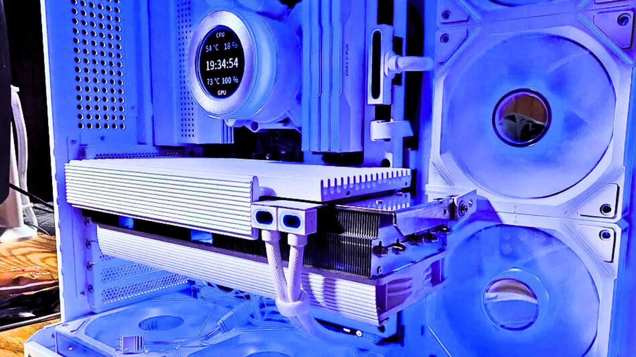 100W car amplifier hacked into a custom RTX 3080 heatsink — custom mod ...