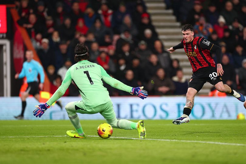Alex Jimenez scores for Bournemouth