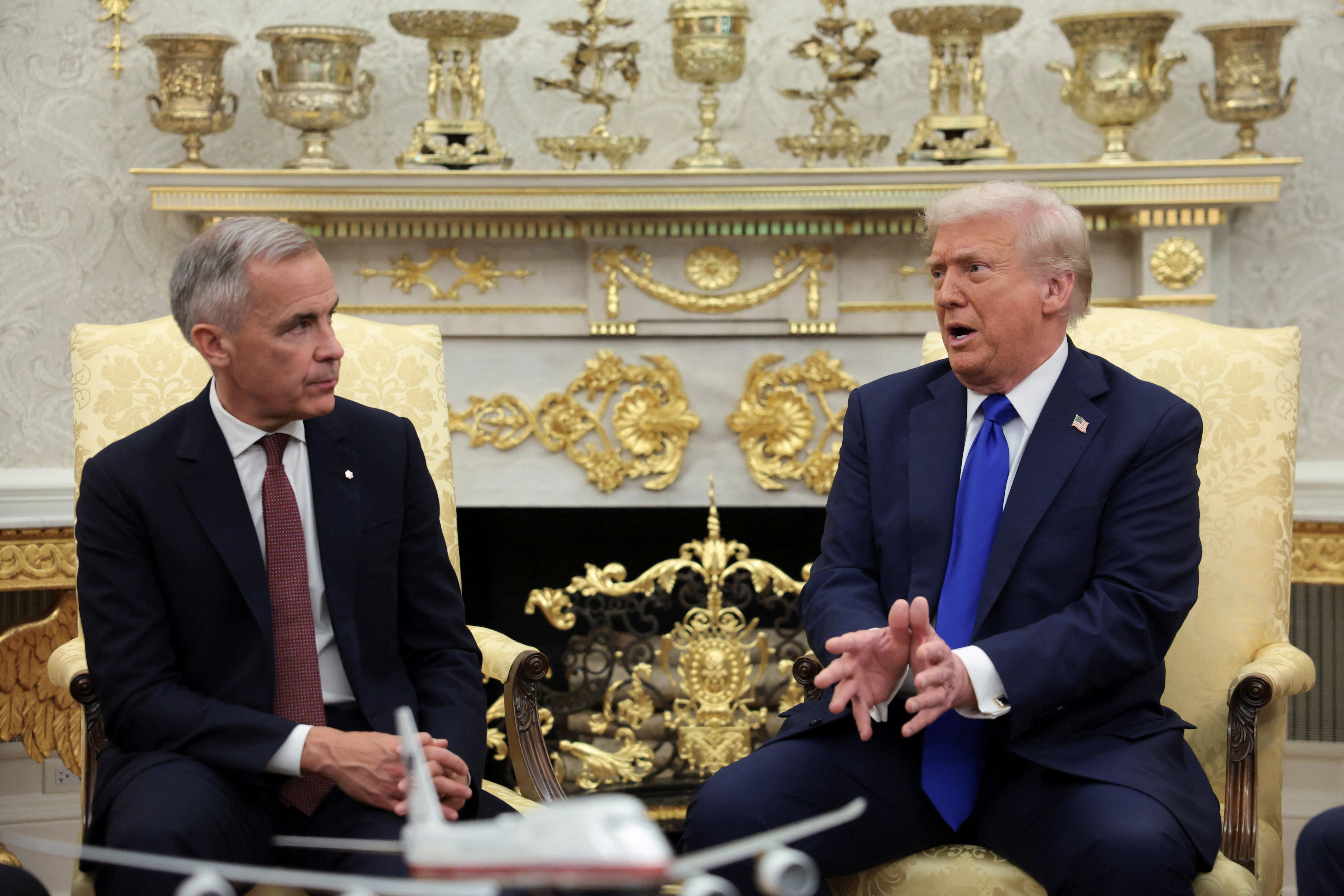 Trump threatens Canada with 100% tariff over trade deal with China