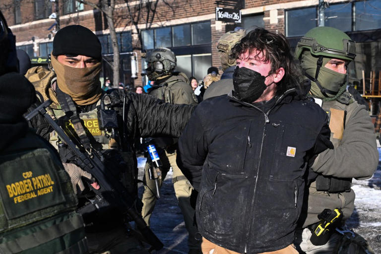 Federal agents fatally shoot man in Minneapolis, video shows