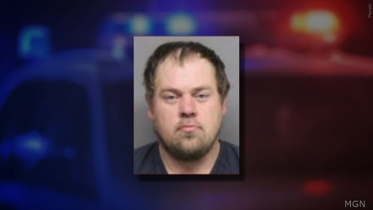 One hospitalized, one in custody after stabbing at Lincoln hotel ...
