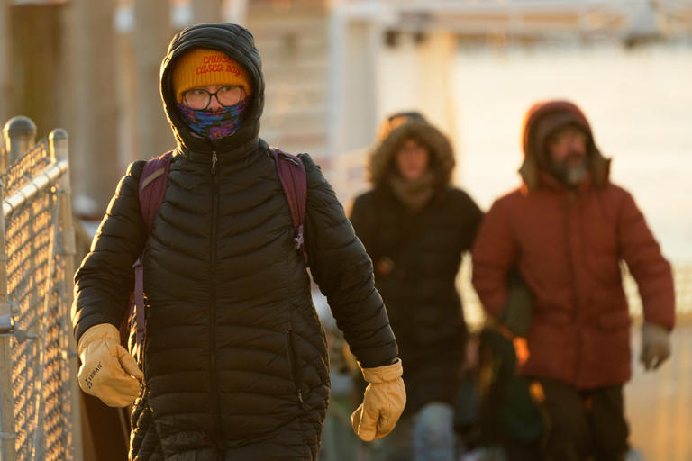 More than 10,000 flights canceled as major winter storm bears down ...