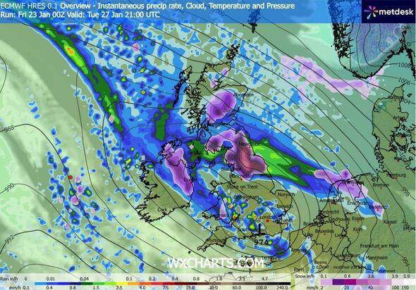 Snow maps show four-inch-per-hour blizzards as England, Scotland and ...