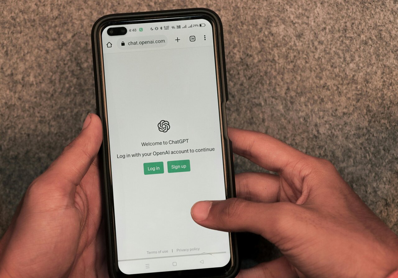 Psychiatrists hope chat logs can reveal the secrets of AI psychosis