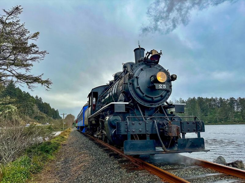 An Oregon coast train ride with ocean vistas you won’t catch from the ...