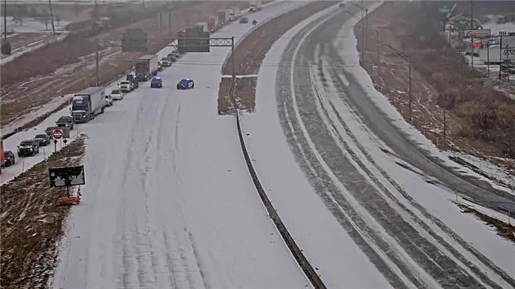 Lanes reopened on I-65 in Shepherdsville after vehicle accident on icy ...