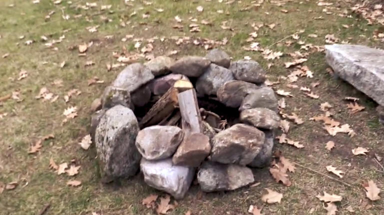 11 DIY ideas for a cozy fire pit on a budget