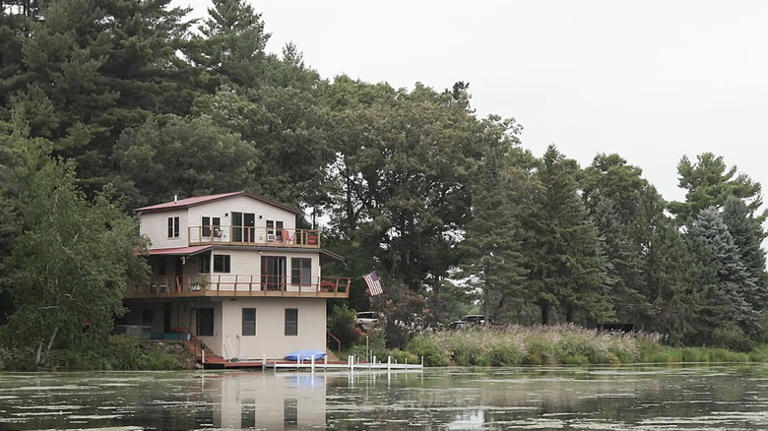 Between Minneapolis and Green Bay is Wisconsin's Midwest lake community ...