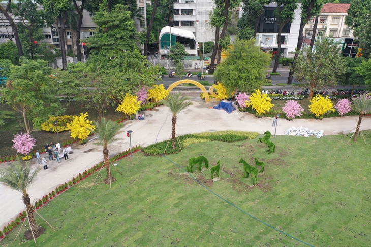 Phục vụ nhân dân ngay từ những việc nhỏ nhất