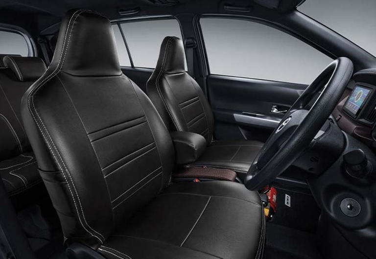 detail interior Toyota Calya