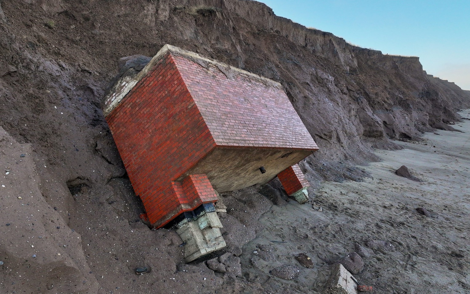 Nuclear bunker falls off cliff<br><br>