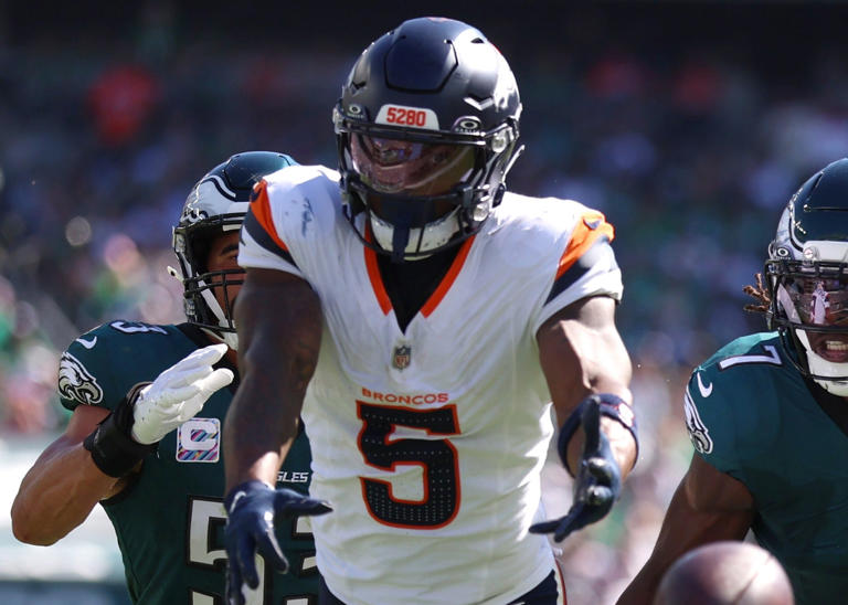 2 Bills players fined after loss to Broncos; Patriots cut ex-Denver WR