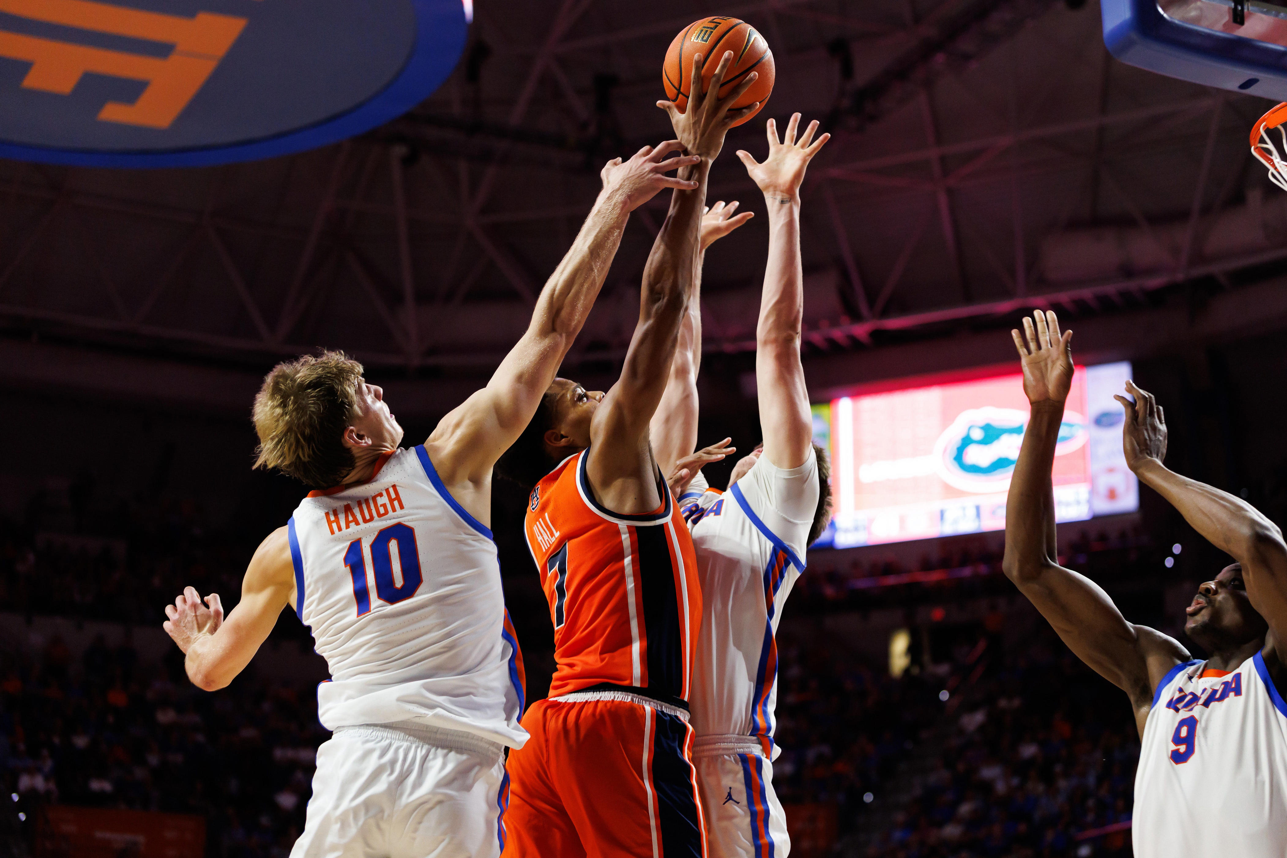 Florida basketball drops out of top 10 in latest KenPom ratings